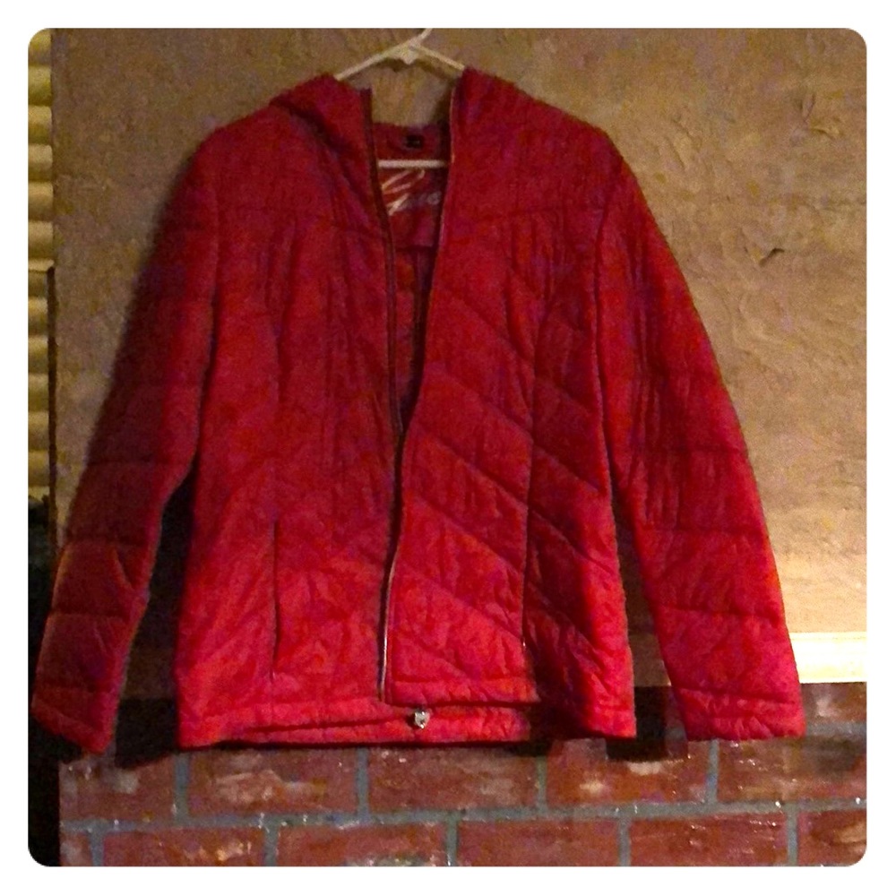 🌷SOLD!  Lightweight, quilted Guess puff jacket,